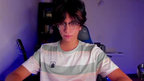literateboy online show from July 22, 1:41 am
