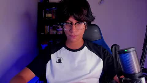 literateboy online show from July 23, 1:41 am