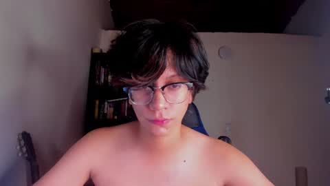 literateboy online show from August 14, 2:48 am