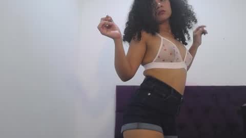 little18doll online show from August 13, 1:52 am