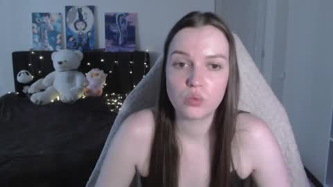 little__flowers online show from July 25, 10:41 am