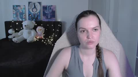 little__flowers online show from July 28, 10:54 am