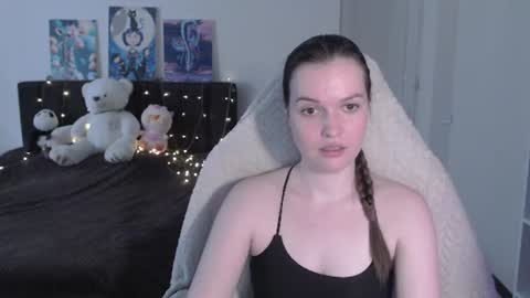 little__flowers online show from July 29, 8:21 am