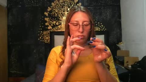 Diablita online show from August 12, 6:54 pm