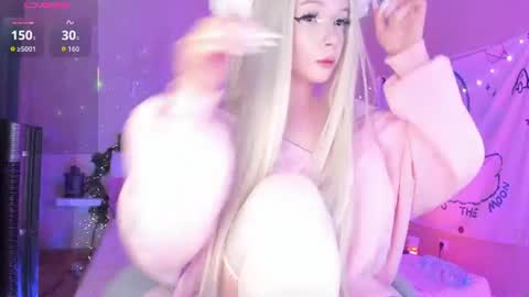 Maria online show from August 1, 11:33 pm