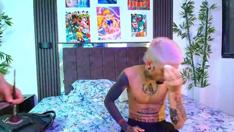 RAPUNSEL AND CAIN online show from May 12, 7:09 am