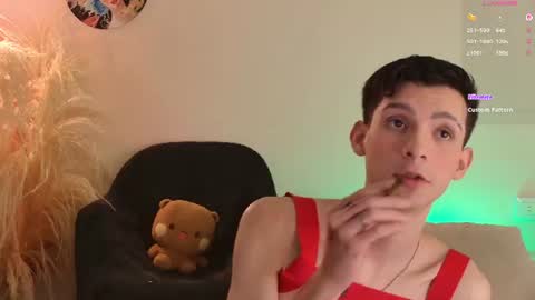 little_twiink online show from August 14, 3:26 pm