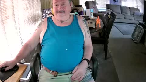 Littled83057 online show from June 27, 9:06 pm