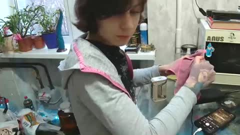 littlehappines online show from March 2, 3:08 pm