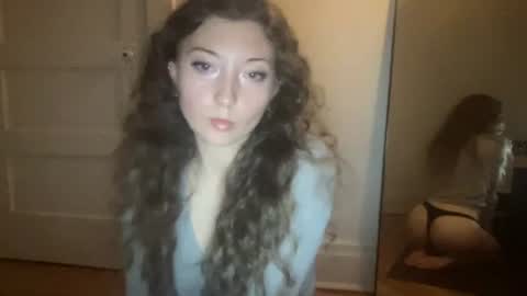 littlejuliette777 online show from August 10, 11:17 pm