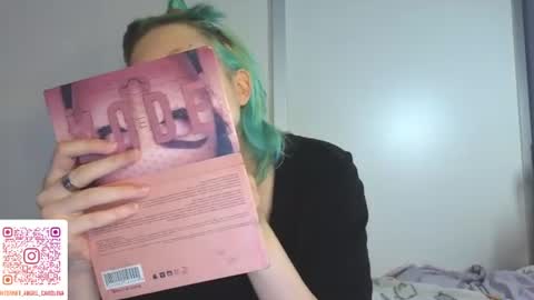 Little Kitten Star online show from August 10, 5:58 pm
