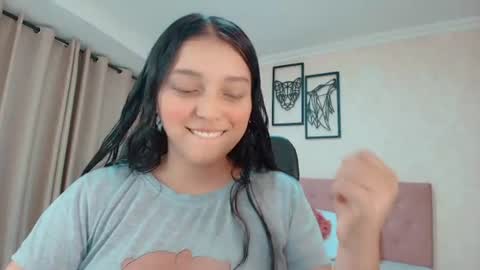 Sara online show from August 8, 2:11 am