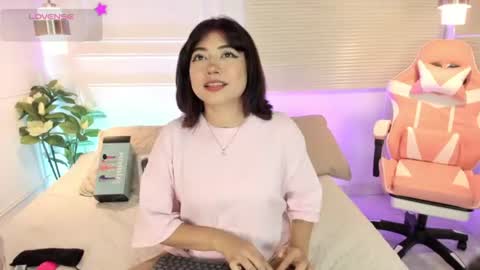 littlennina online show from July 29, 7:32 pm