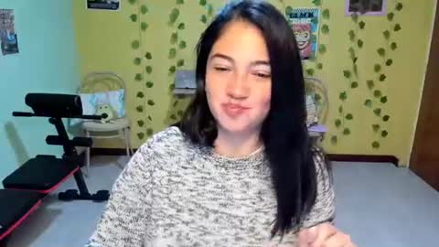 Mia  online show from June 29, 1:09 am