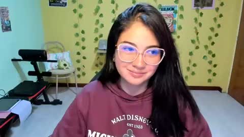 Mia  online show from July 12, 4:08 am