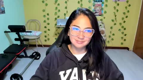 Mia  online show from July 19, 4:03 am
