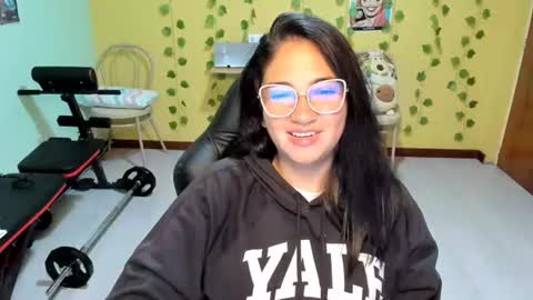 Mia  online show from July 19, 5:09 am