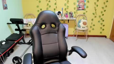 Mia  online show from July 20, 1:52 am
