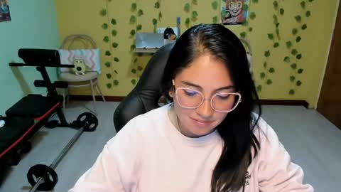 Mia  online show from July 20, 4:04 am