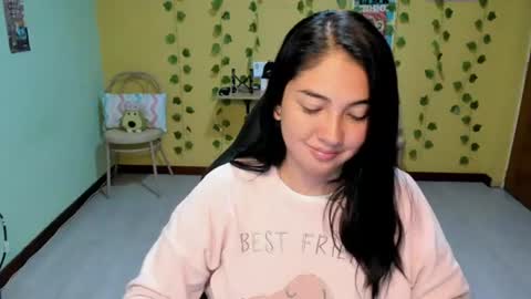 Mia  online show from July 21, 2:37 am