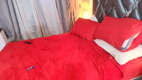 LITTLE SEXY RUBY online show from June 20, 8:09 pm