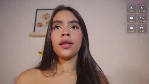 littletammy_ online show from September 9, 12:46 pm
