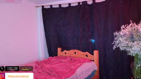 Valerie  online show from July 13, 4:19 am