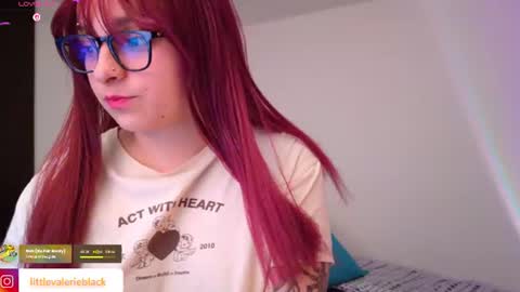 Valerie  online show from August 11, 5:42 am