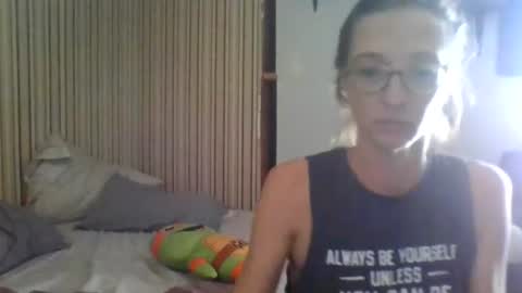 Lilith online show from August 12, 5:04 pm