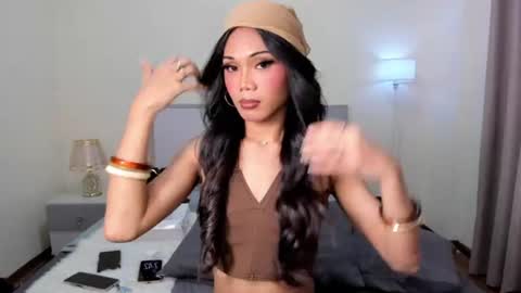 litzy_perez online show from August 8, 11:38 pm