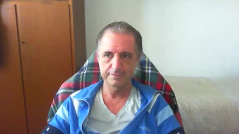 liuk53 online show from May 13, 12:05 pm