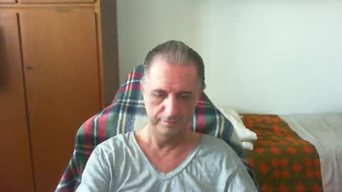 liuk53 online show from May 21, 12:18 pm