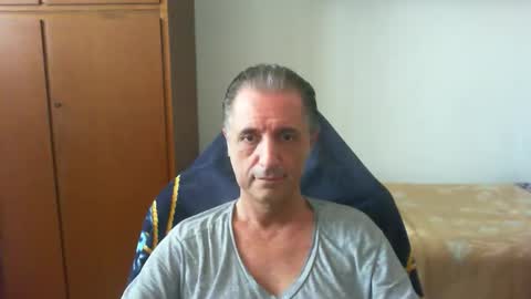 liuk53 online show from May 23, 1:25 pm