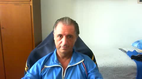 liuk53 online show from June 7, 11:37 am