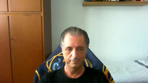 liuk53 online show from June 8, 1:06 pm