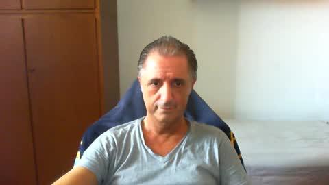 liuk53 online show from August 3, 11:28 am