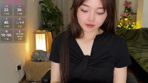 nana online show from August 6, 12:04 pm