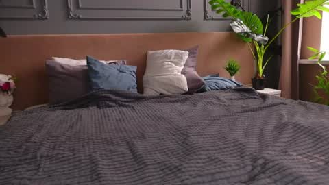 liv_fay online show from August 6, 3:11 pm