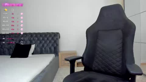 jay online show from August 13, 11:08 pm