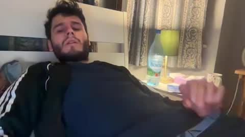 livefantesy4 online show from March 28, 7:54 pm