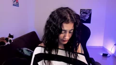 Elizabeth online show from July 21, 8:49 am