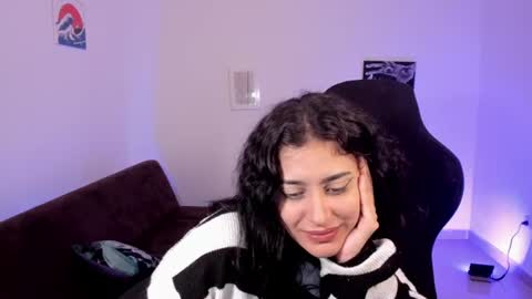 Elizabeth online show from July 21, 11:12 am