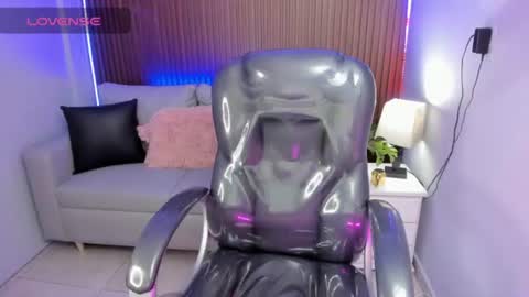 LIZ online show from July 5, 12:35 am