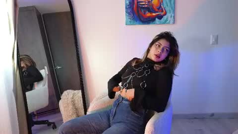 Lizeth online show from August 14, 9:40 pm