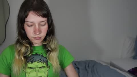 lizgein online show from July 17, 1:05 am