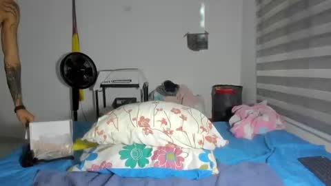 Liz and Ria online show from July 24, 12:46 am