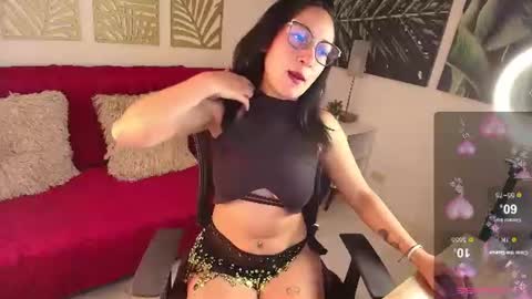 Lizy online show from August 11, 12:18 pm
