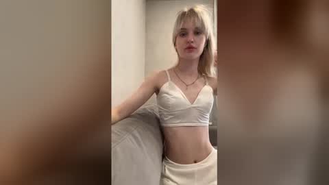 Lizzy online show from August 1, 8:20 am