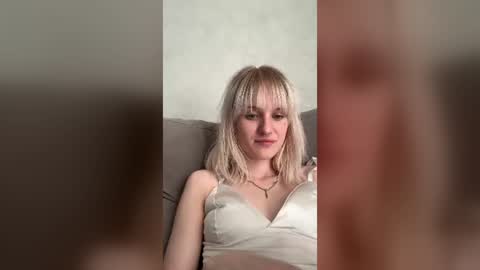 Lizzy online show from August 1, 3:07 pm