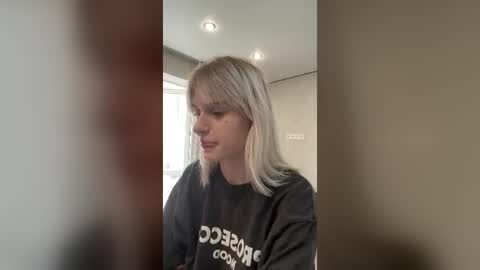 Lizzy online show from August 13, 11:13 am